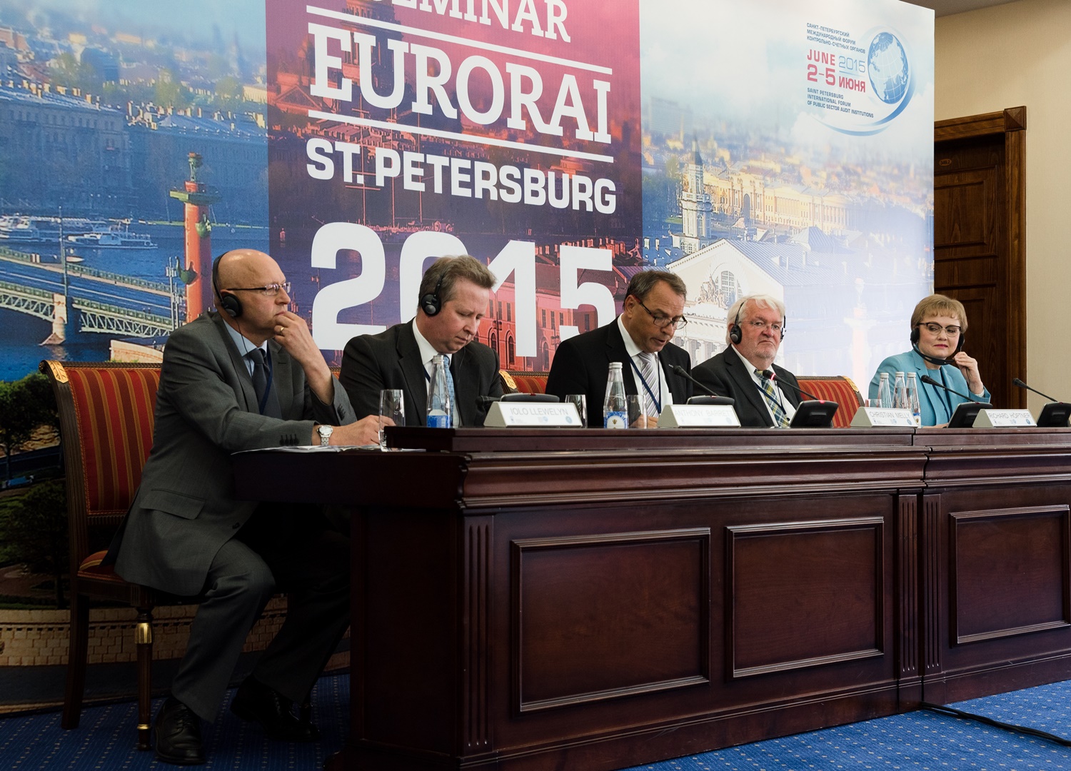 В Петербурге на Международном форуме контрольно-счетных органов обсудили актуальные вопросы контроля госзакупок