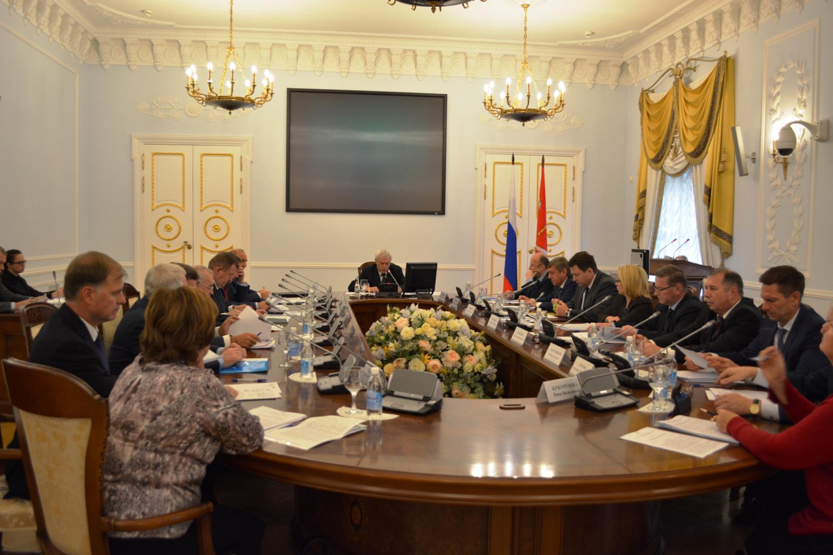Вадим Лопатников принял участие в заседании Комиссии по координации работы по противодействию коррупции в Санкт-Петербурге