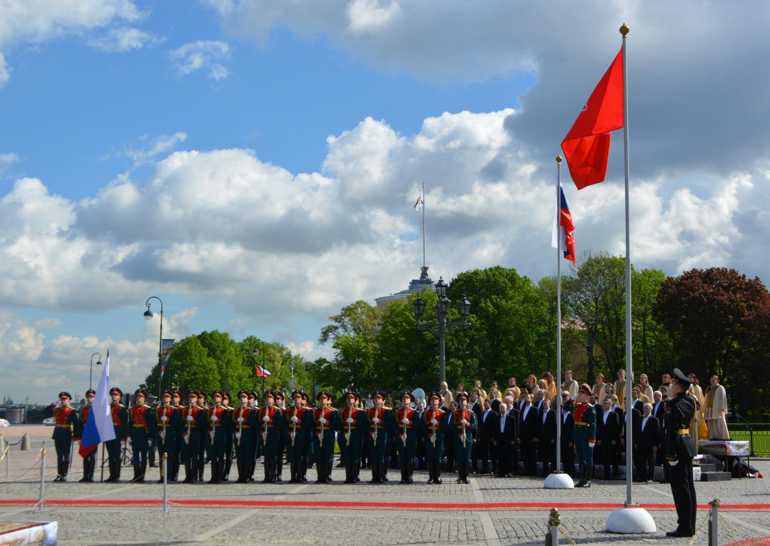 Санкт-Петербург отмечает 318-ю годовщину основания