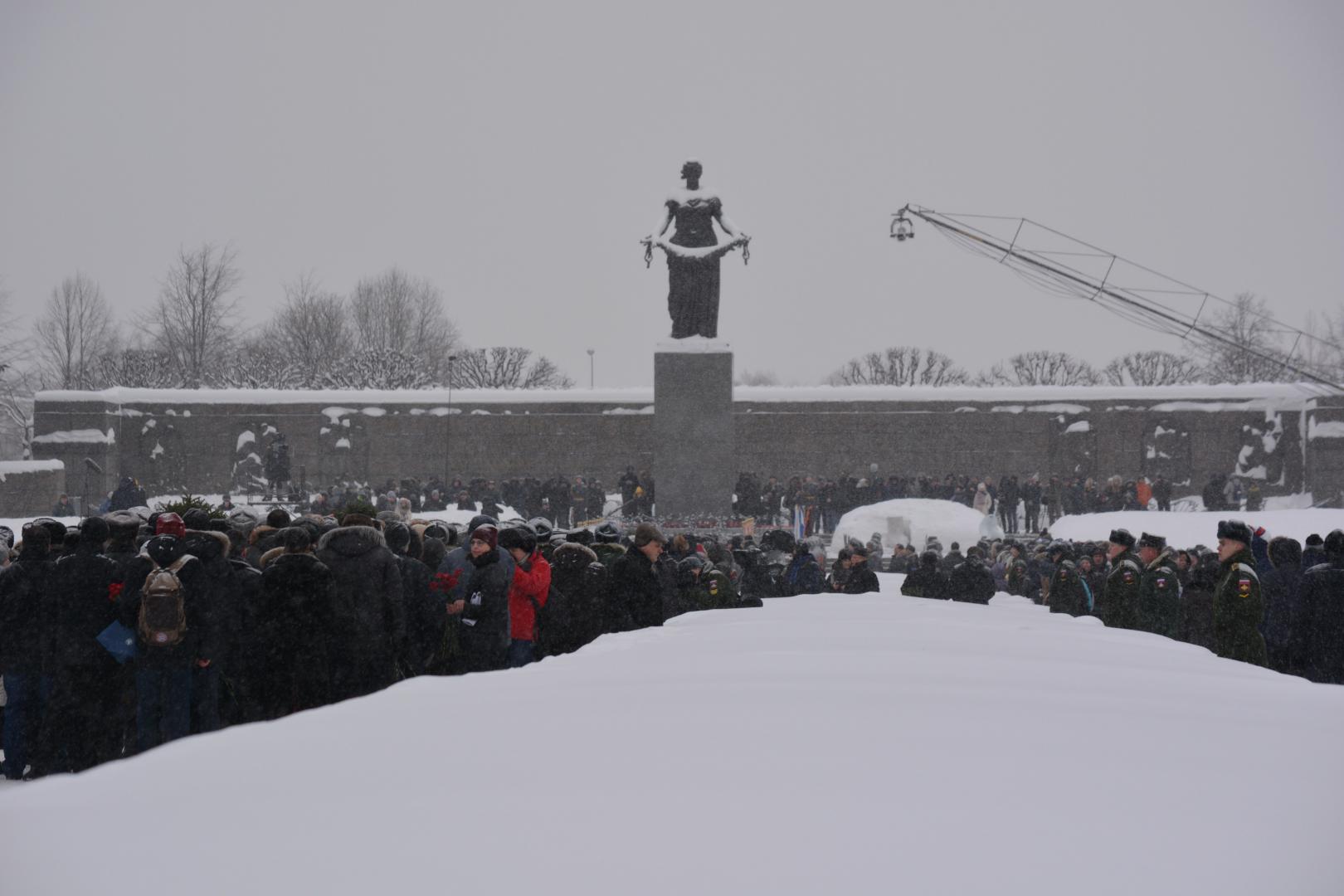 Руководители Контрольно-счетной палаты почтили память ленинградцев-блокадников